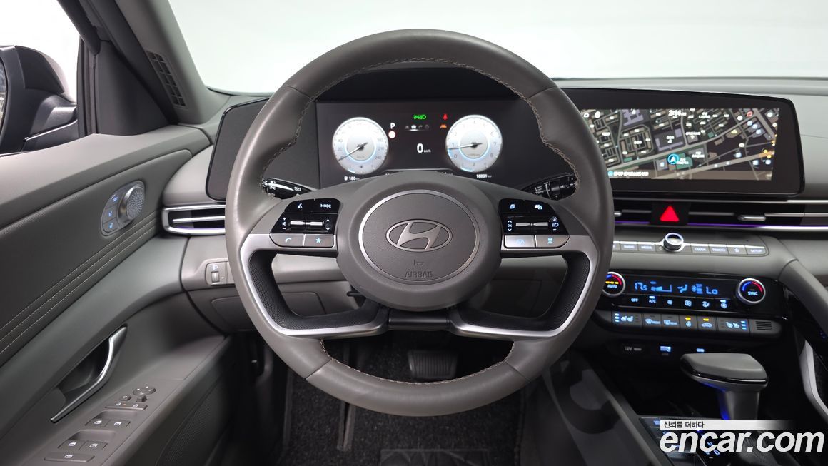 Hyundai AVANTE 2025