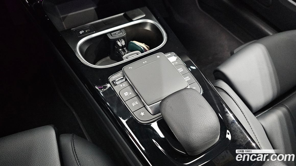 Mercedes-Benz A-Class 2023