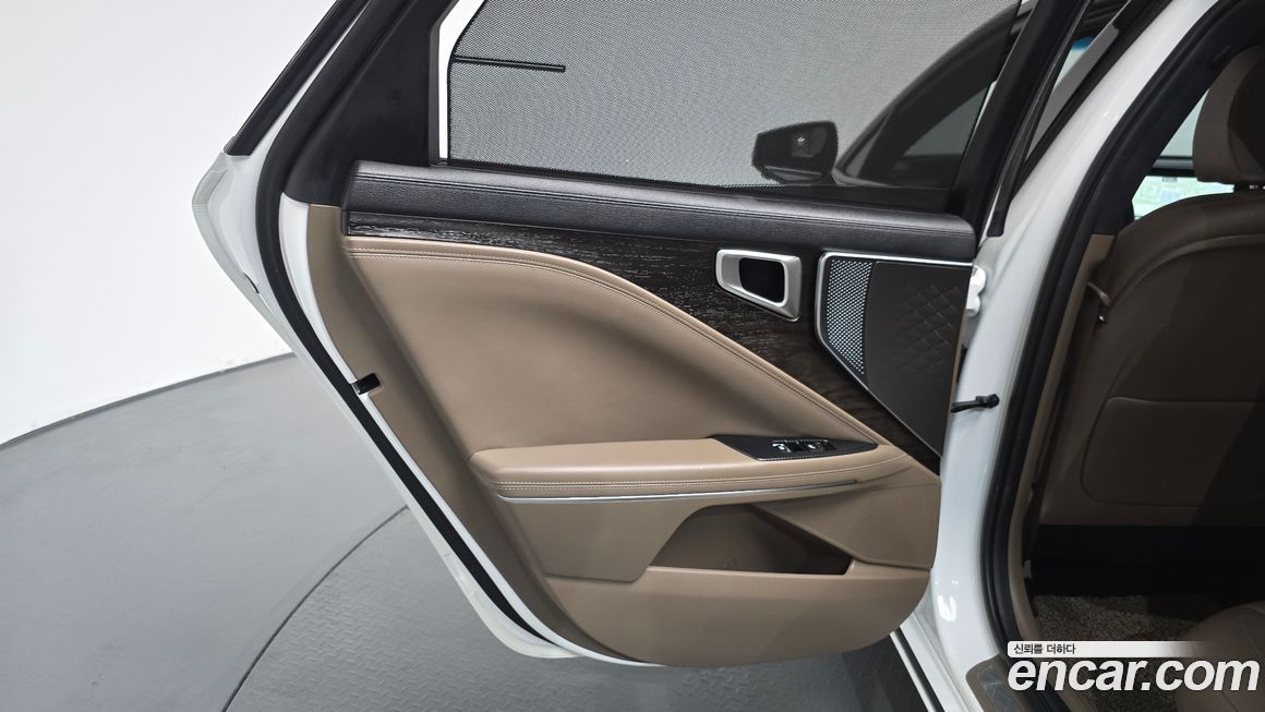Kia K8 2023