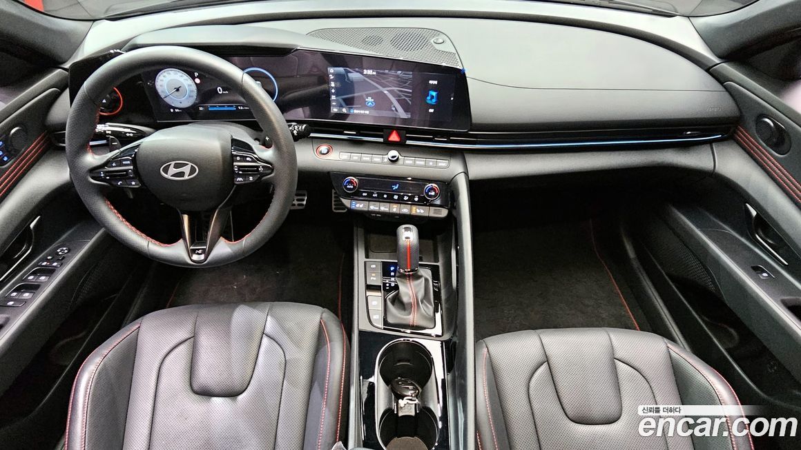 Hyundai AVANTE 2024