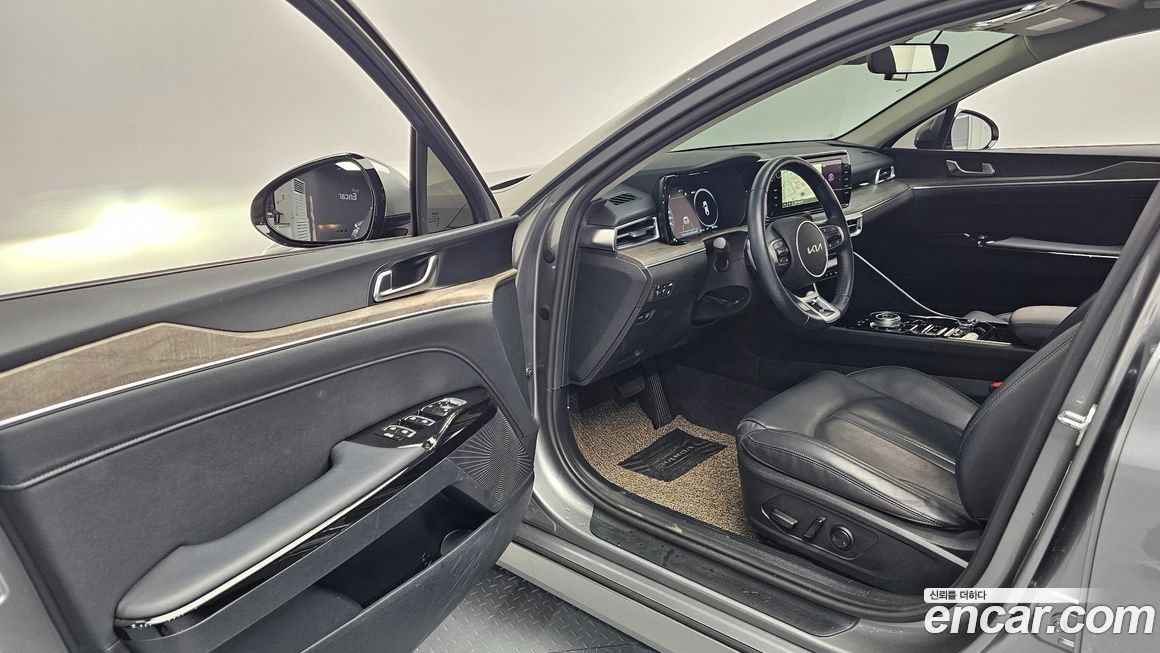 Kia K5 2023