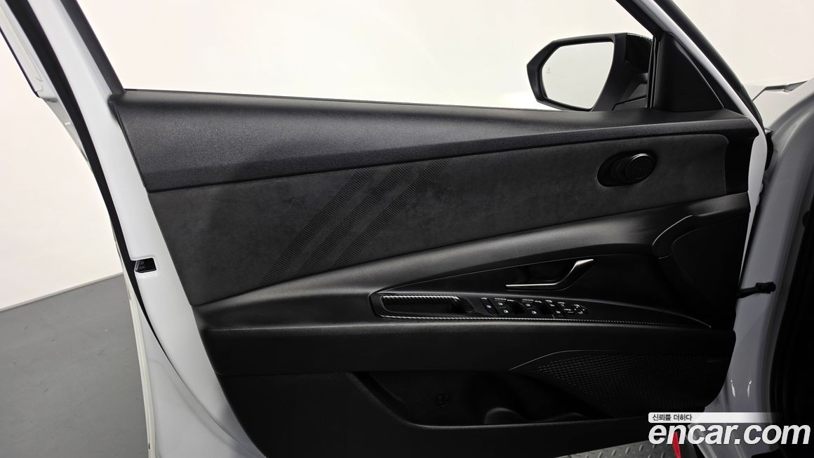 Hyundai AVANTE 2022