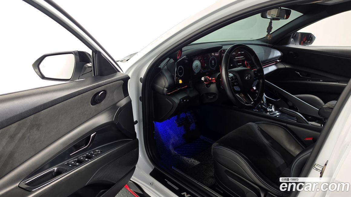 Hyundai AVANTE 2022