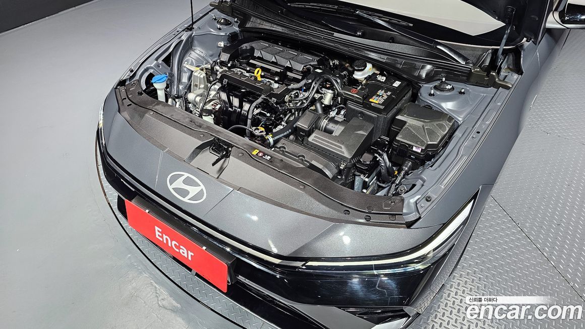 Hyundai AVANTE 2024