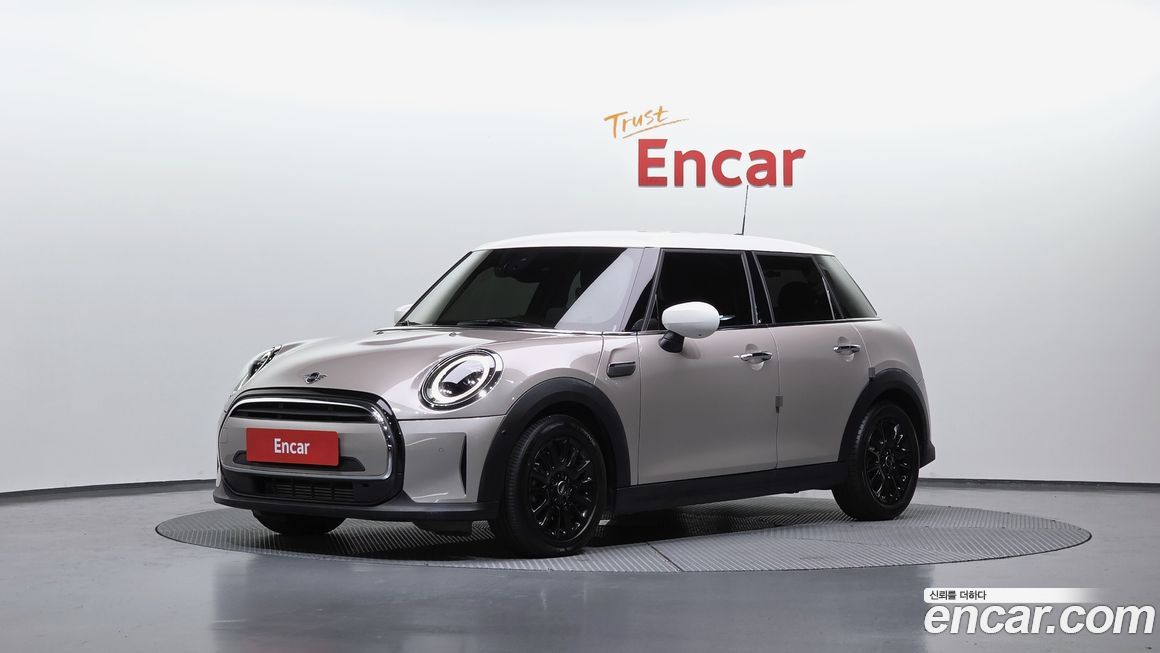 Mini Cooper 2024