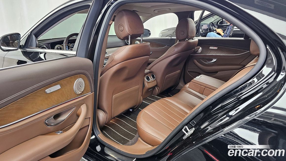 Mercedes-Benz E-Class 2020