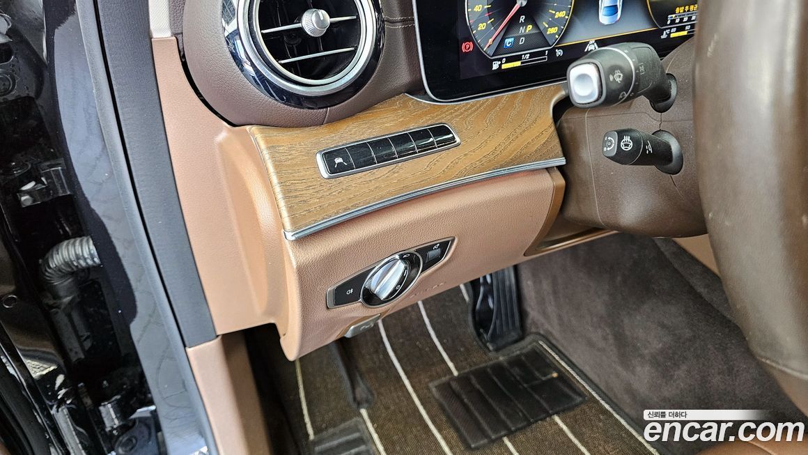 Mercedes-Benz E-Class 2020