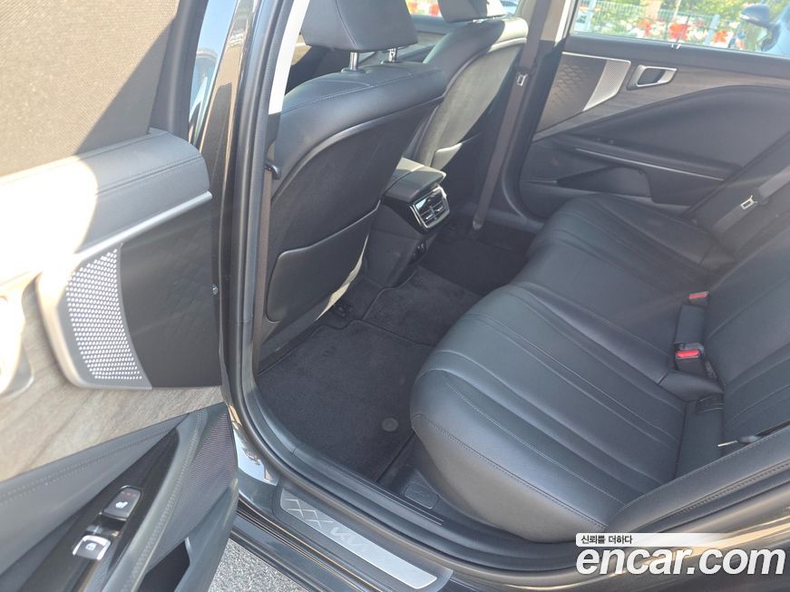 Kia K8 2023
