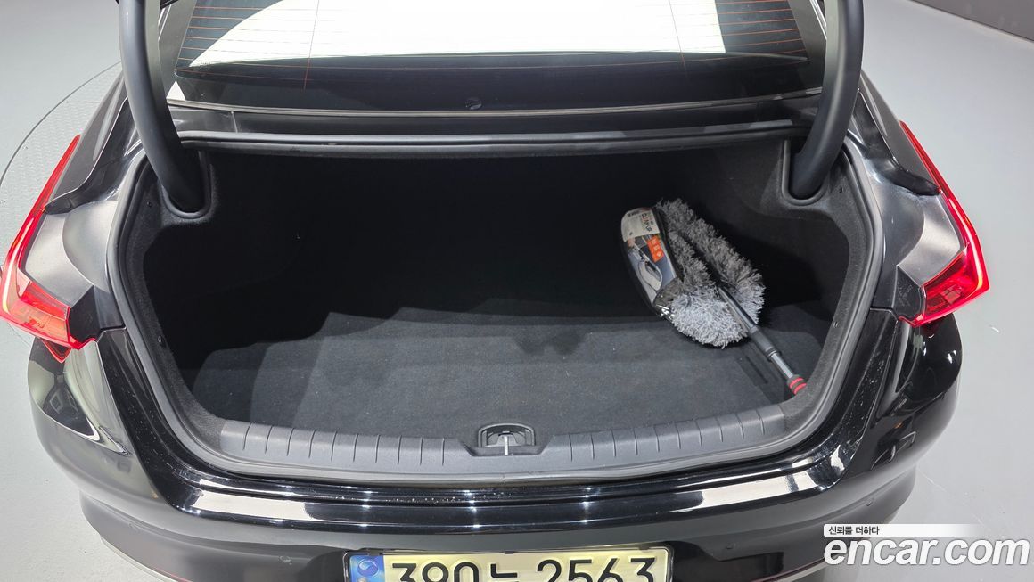 Kia K8 2023