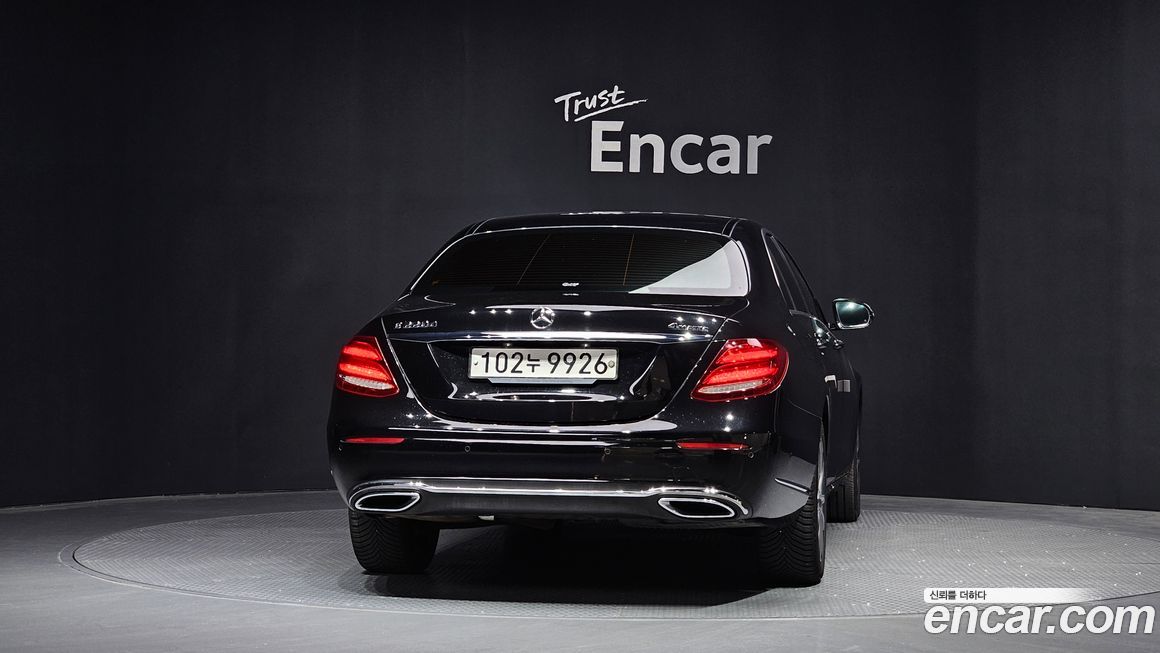 Mercedes-Benz E-Class 2020