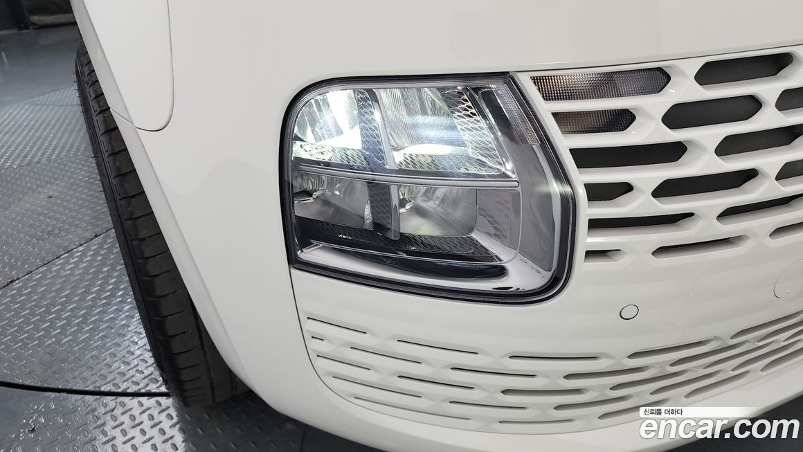 Hyundai Staria 2023