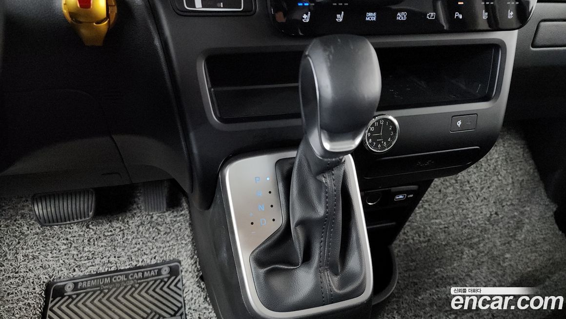 Hyundai Staria 2023