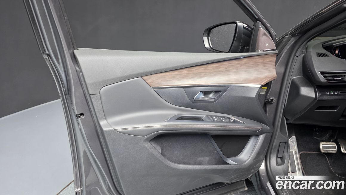 Peugeot 5008 2024