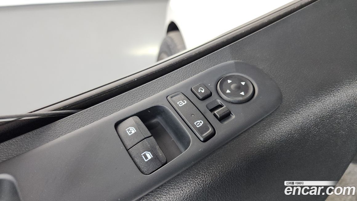 Hyundai Staria 2023