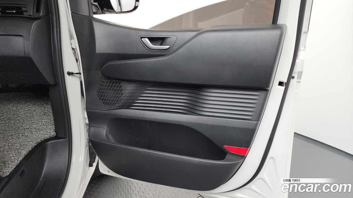 Hyundai Staria 2023