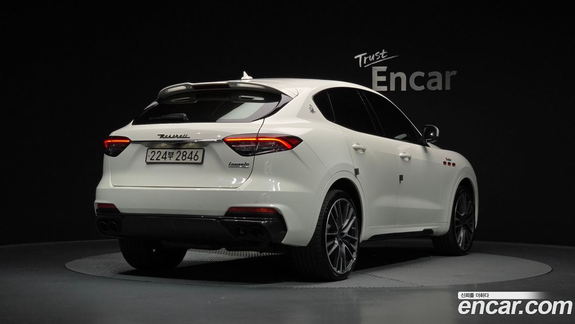 Maserati Levante 2020