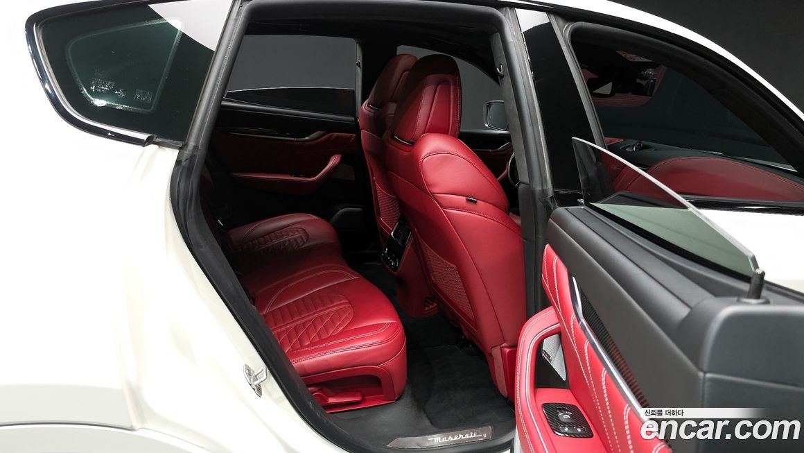 Maserati Levante 2020