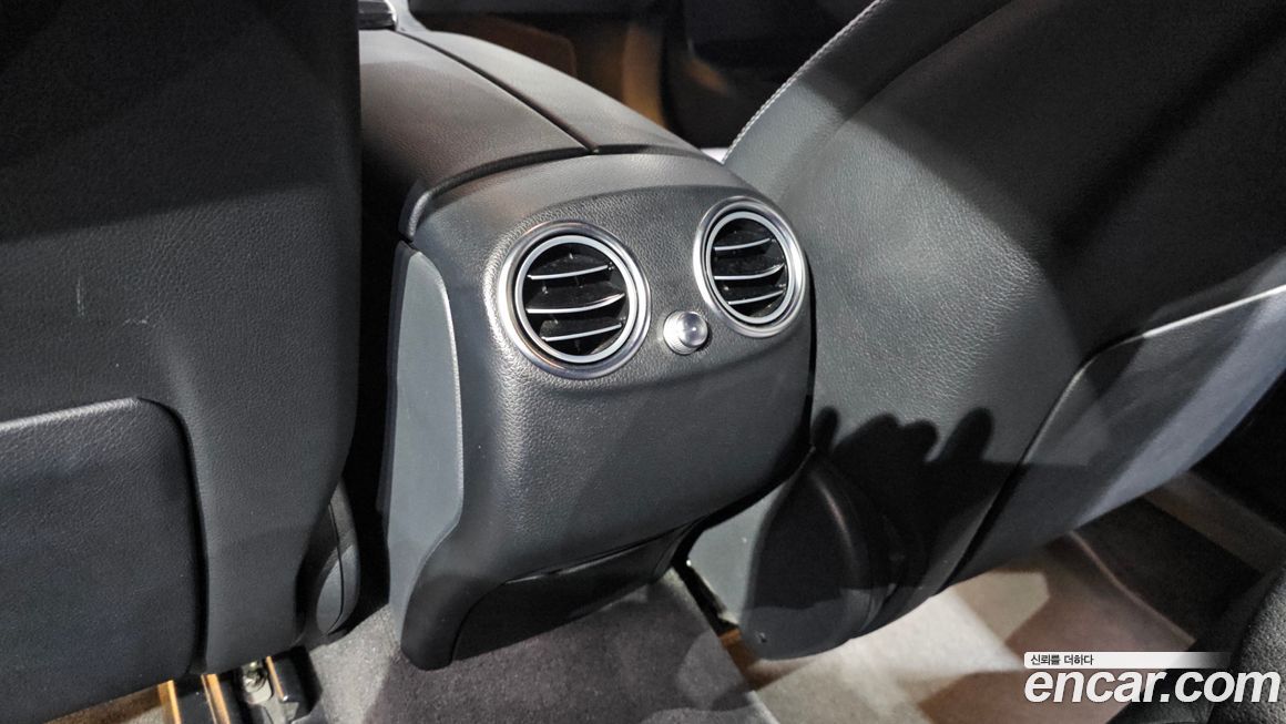 Mercedes-Benz GLC-Class 2019