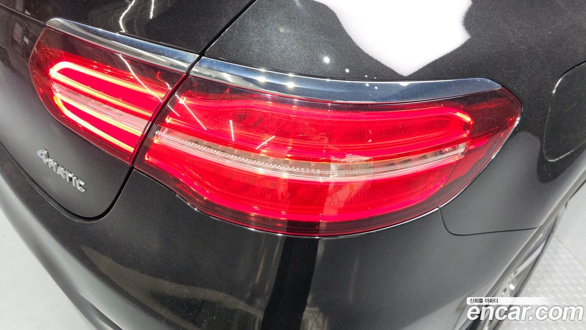 Mercedes-Benz GLC-Class 2019