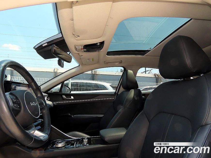 Kia K5 2023