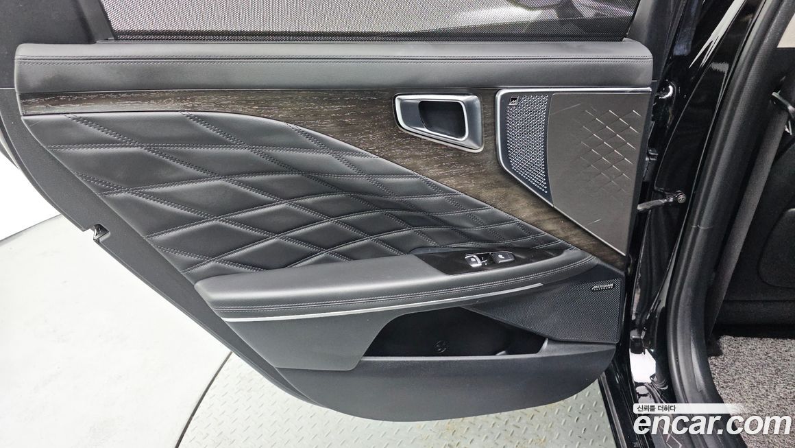 Kia K8 2023