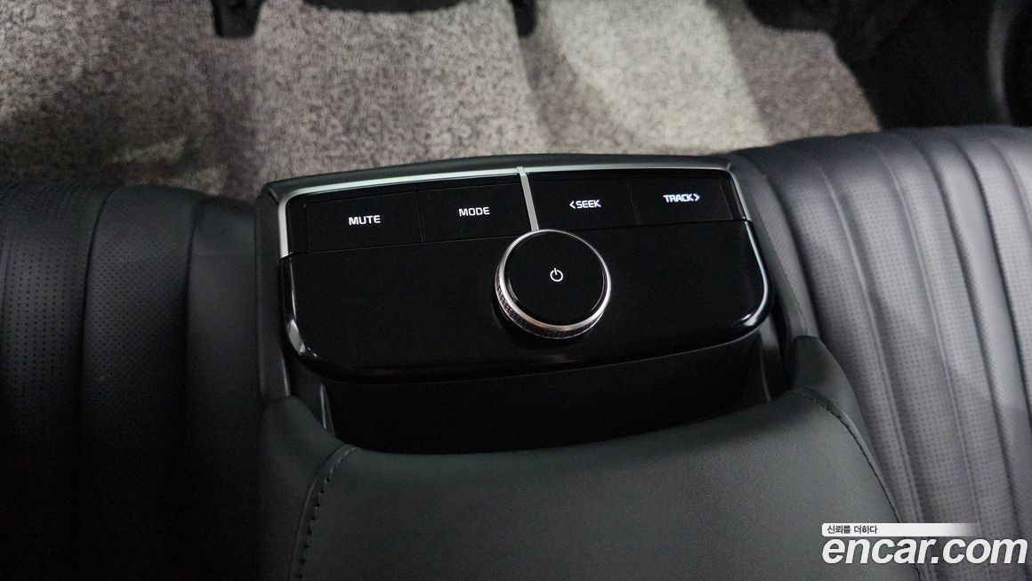 Kia K8 2023