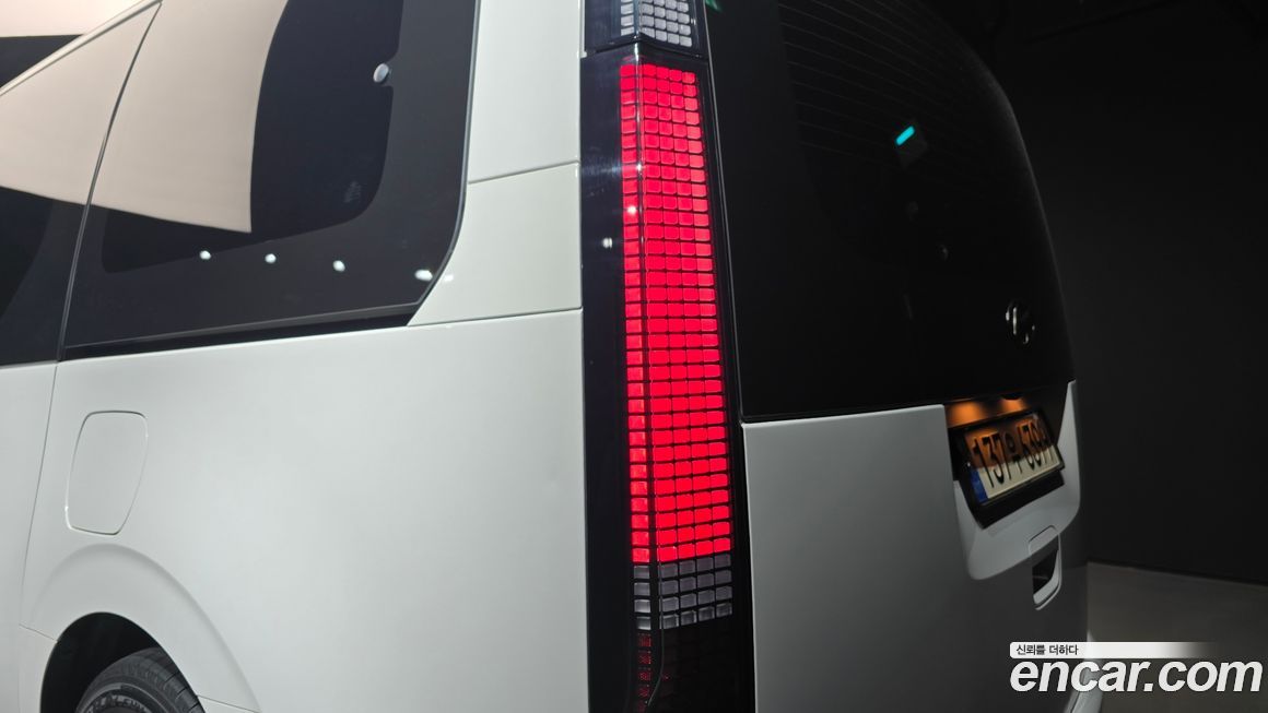 Hyundai Staria 2022