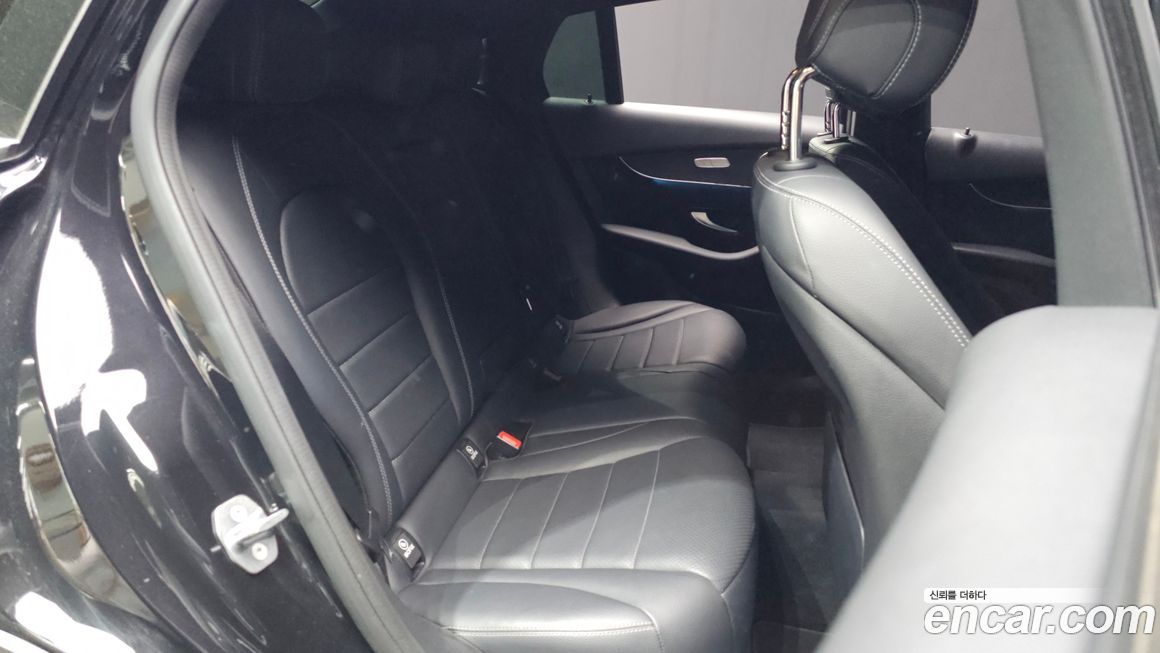 Mercedes-Benz GLC-Class 2019