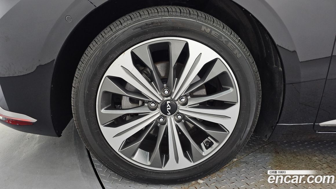 Kia K8 2023