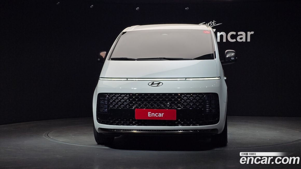 Hyundai Staria 2022