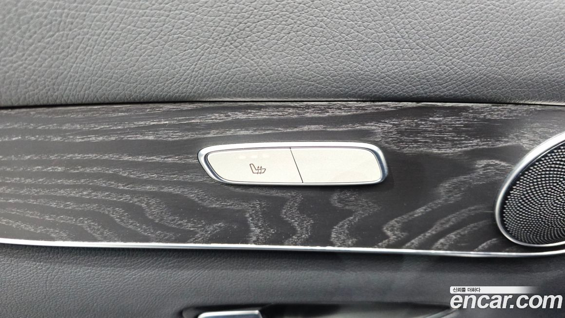 Mercedes-Benz GLC-Class 2019