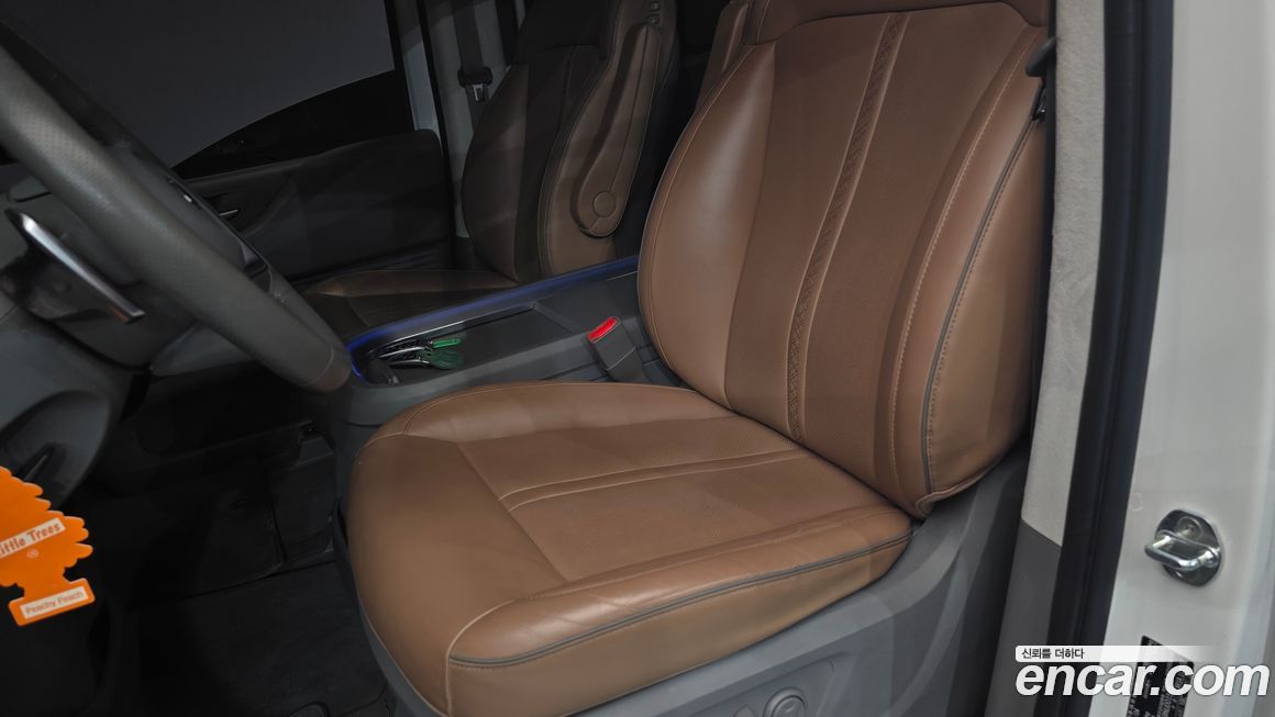 Hyundai Staria 2022