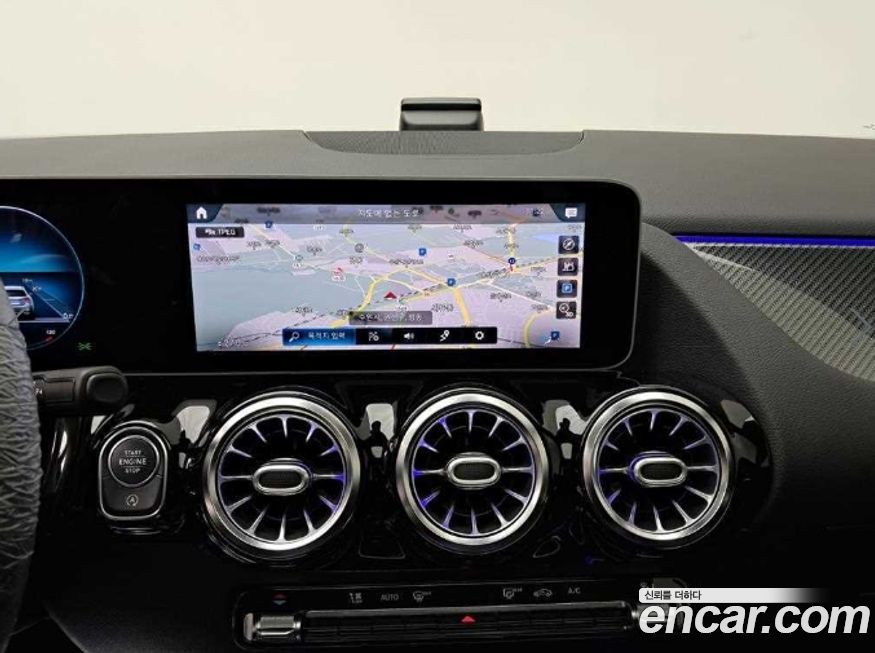 Mercedes-Benz GLA-Class 2020
