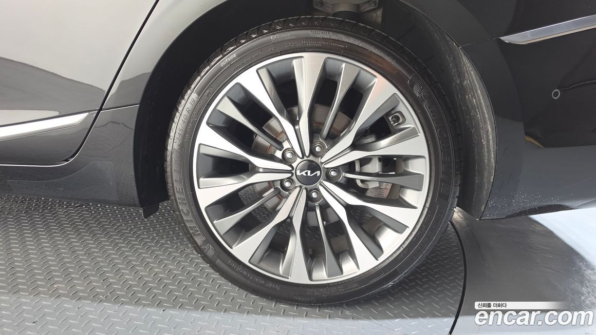 Kia K8 2024