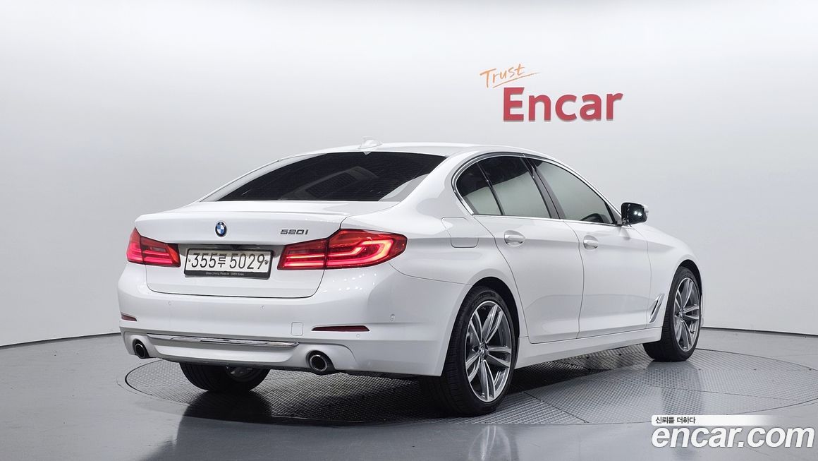BMW 5-Series 2020