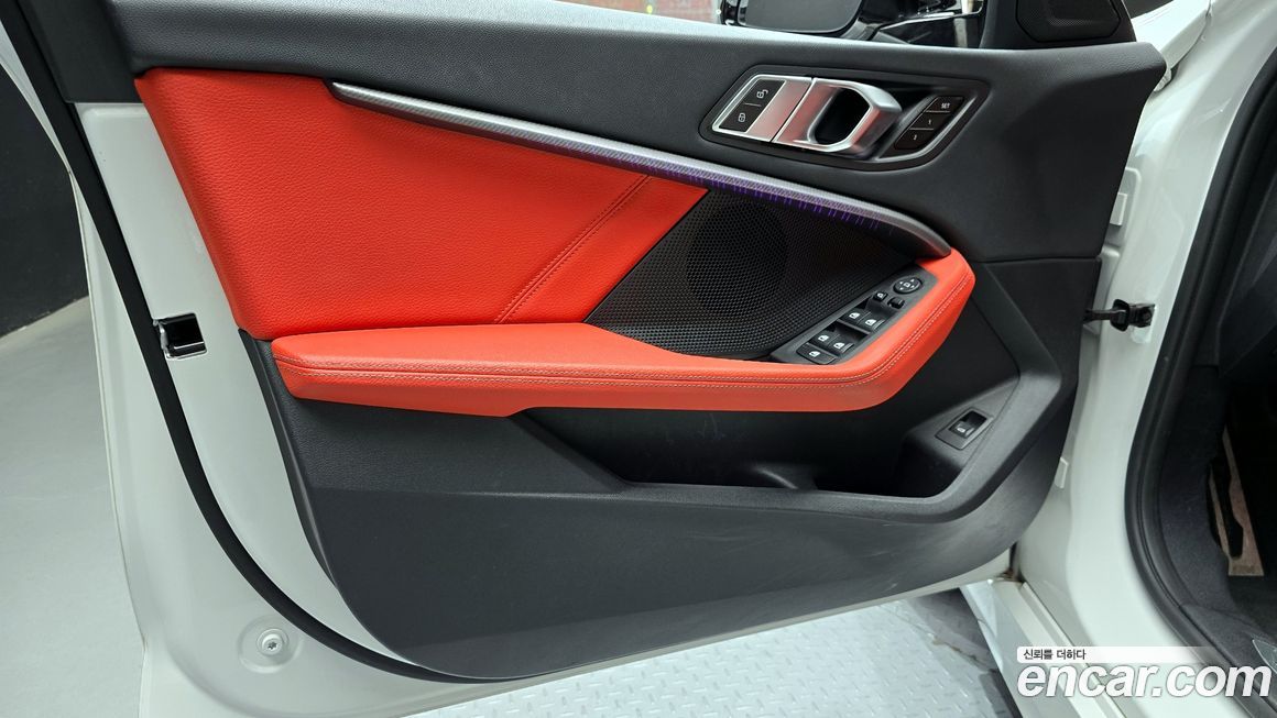 BMW 1-Series 2021