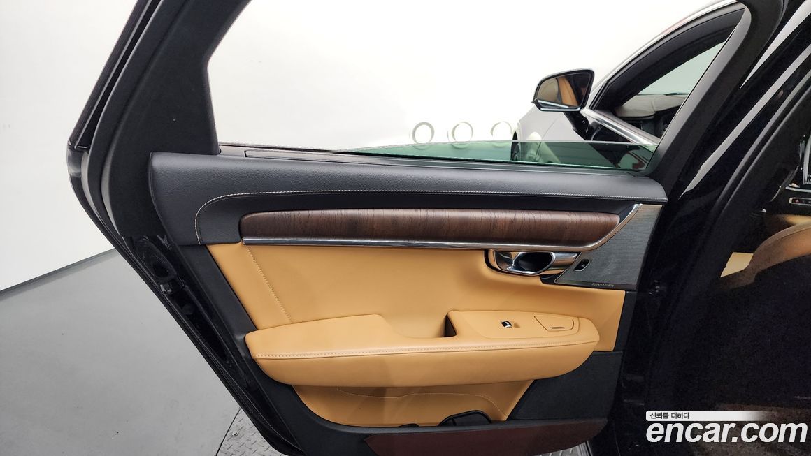 Volvo S90 2021