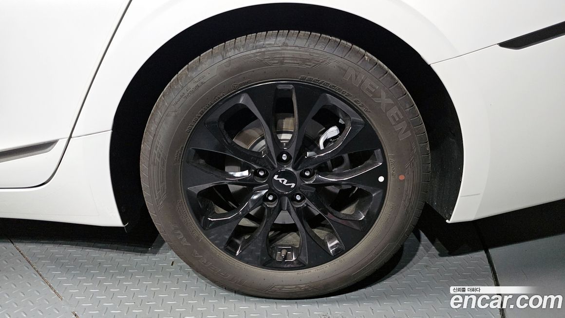 Kia K8 2025