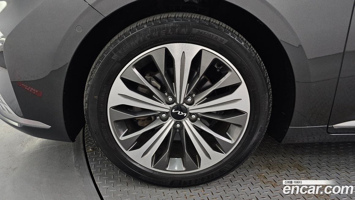 Kia K8 2023