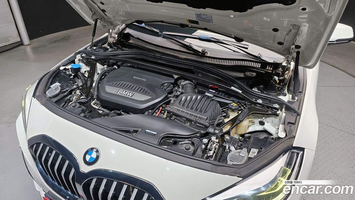 BMW 1-Series 2021
