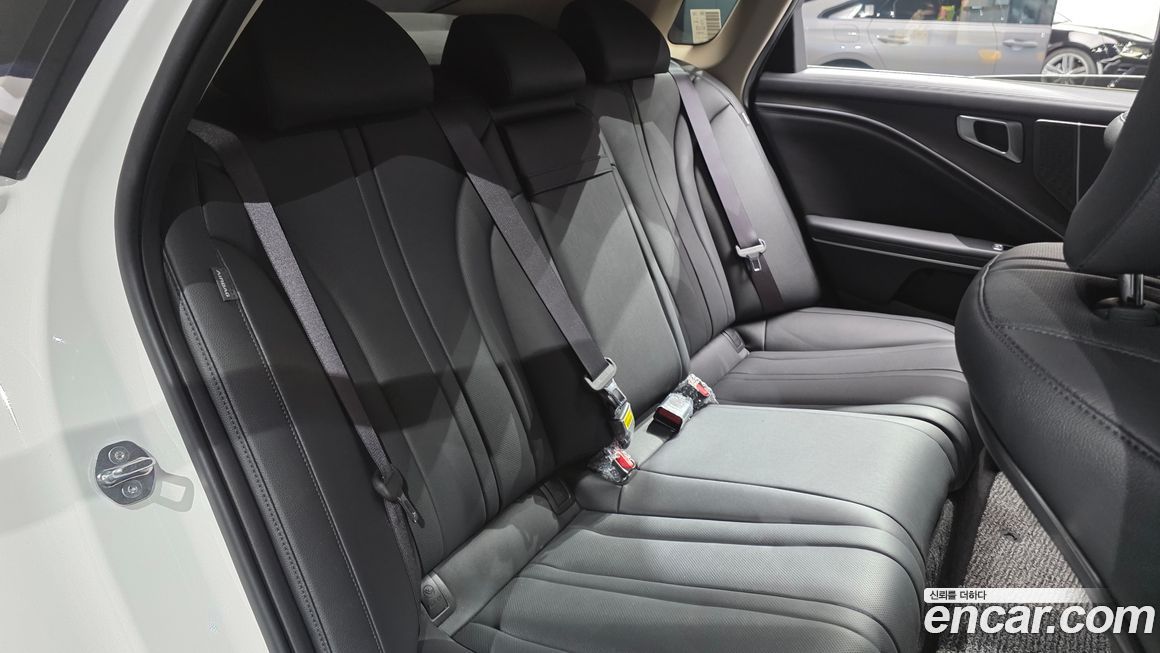 Kia K8 2025