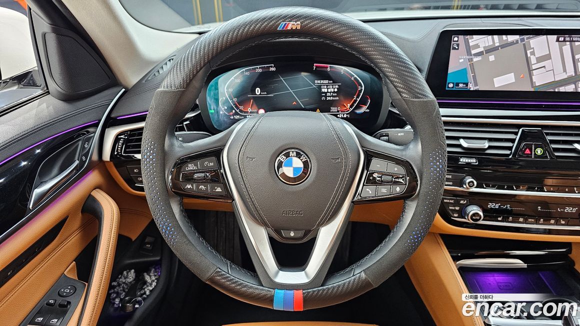BMW 5-Series 2020