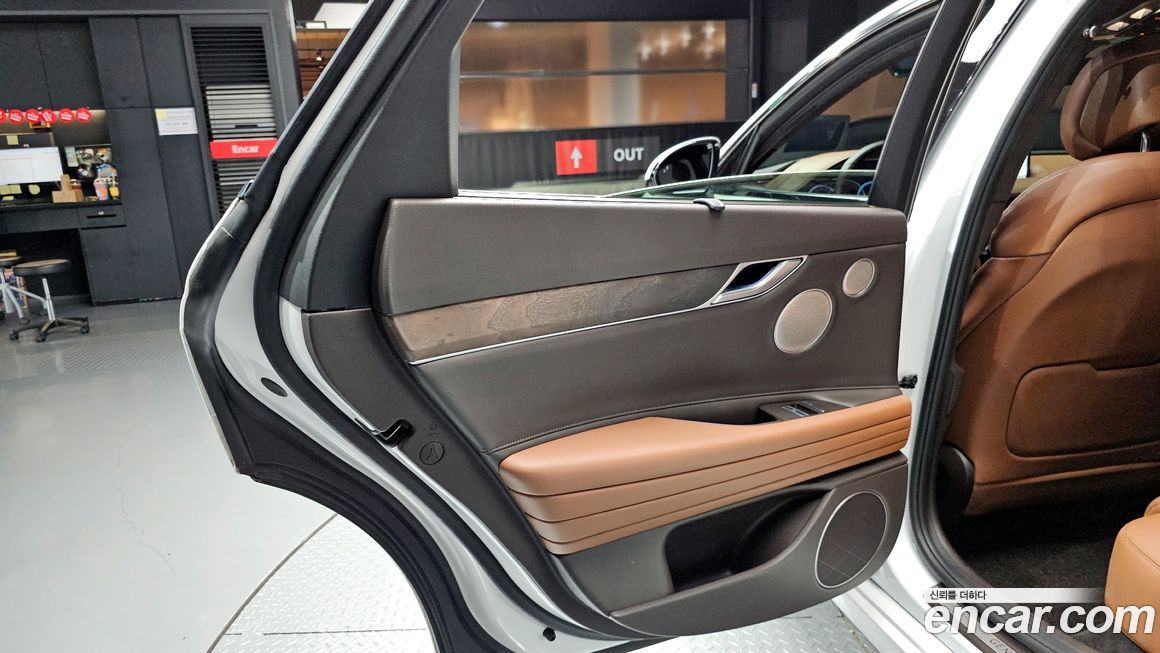 Genesis G80 2021