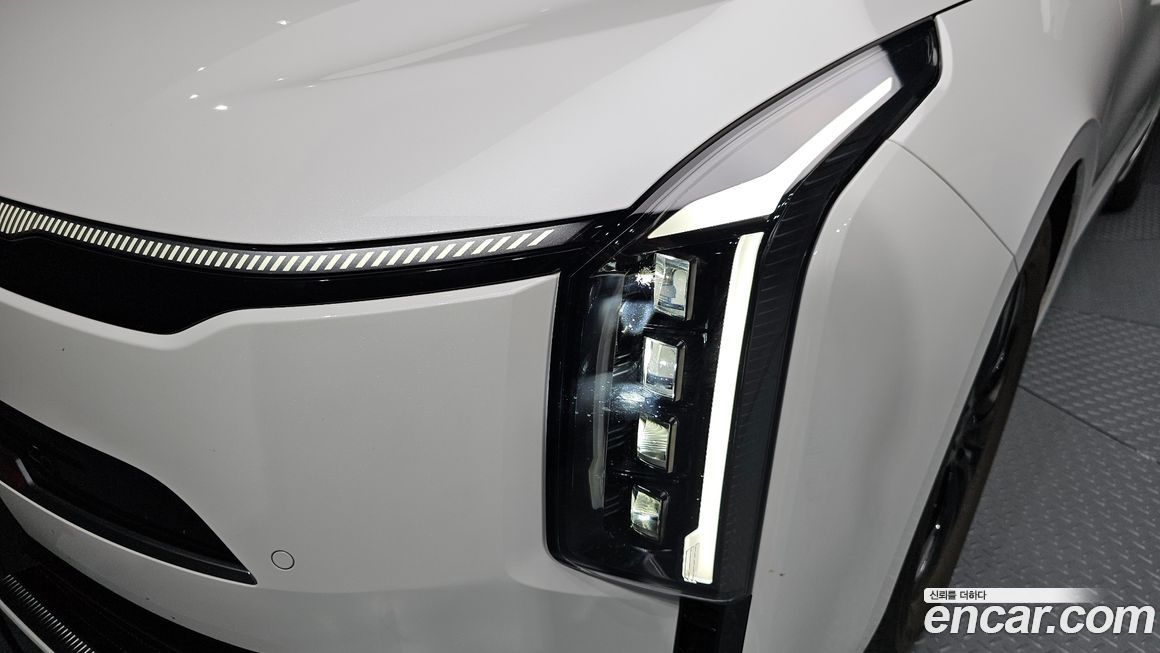 Kia K8 2025