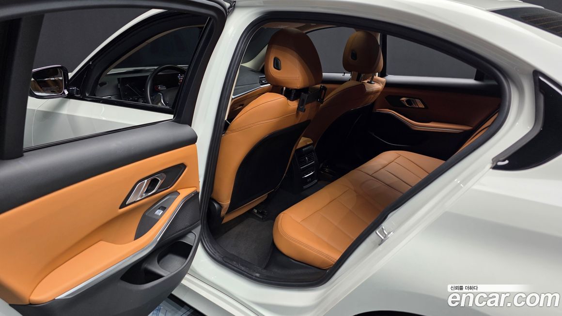 BMW 3-Series 2024