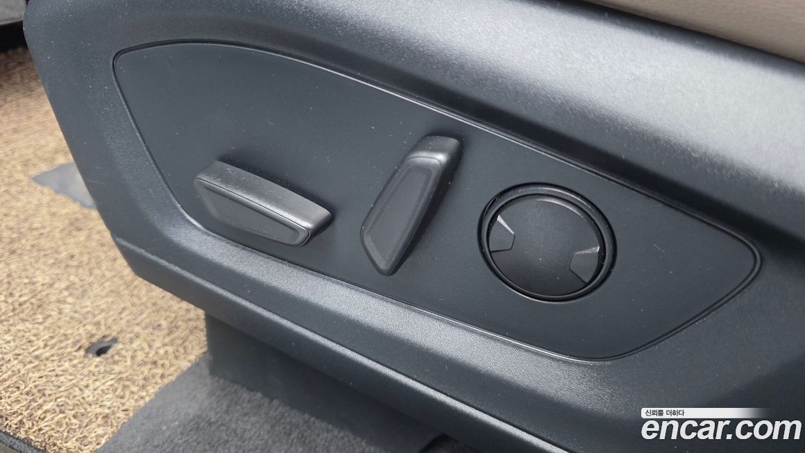 Ford Explorer 2023