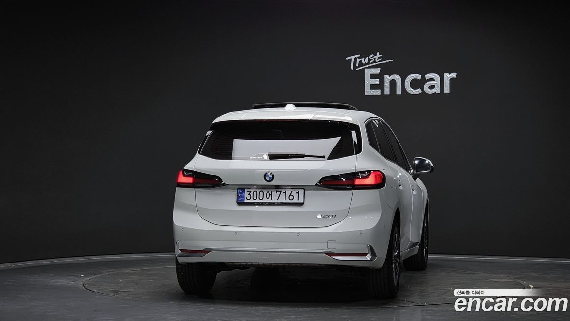 BMW 2-Series 2023