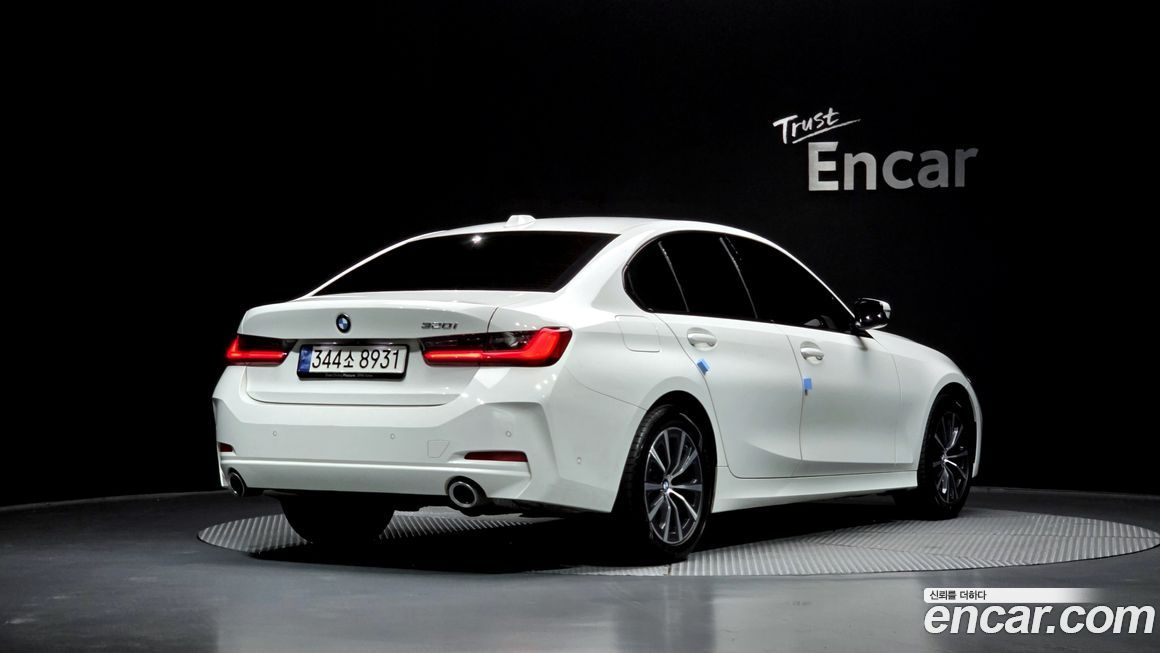 BMW 3-Series 2024