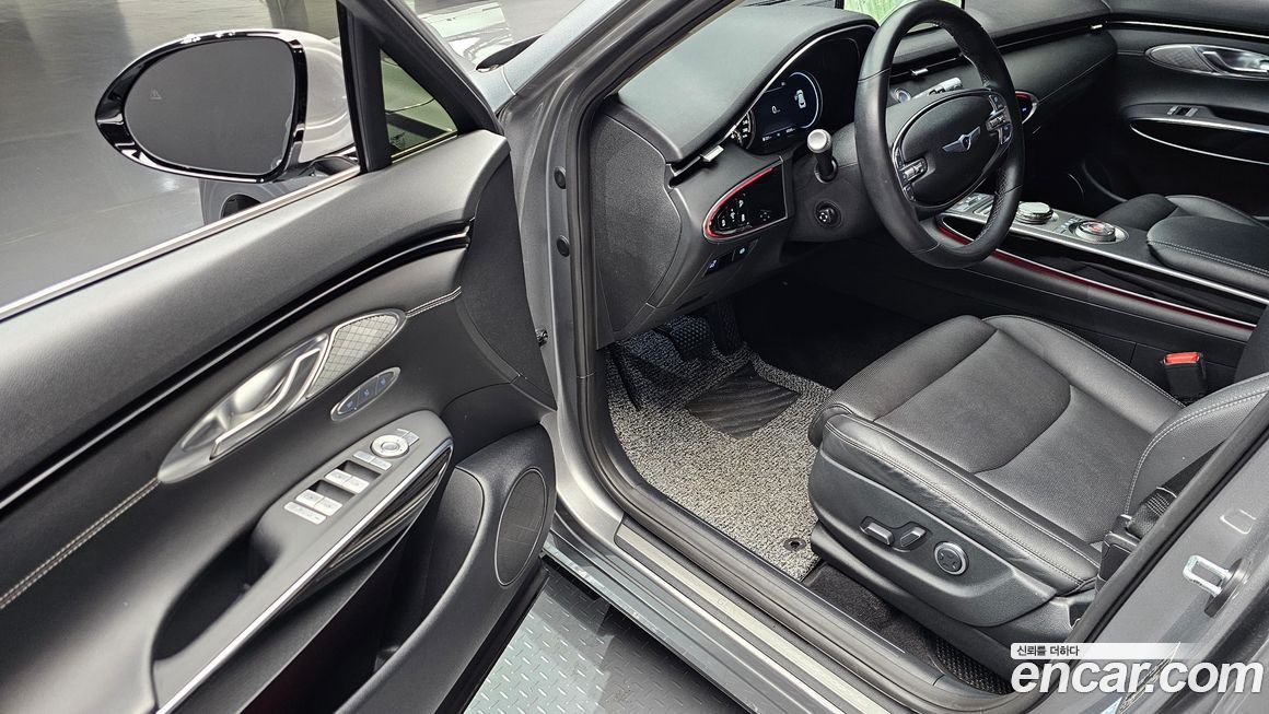Genesis GV70 2023