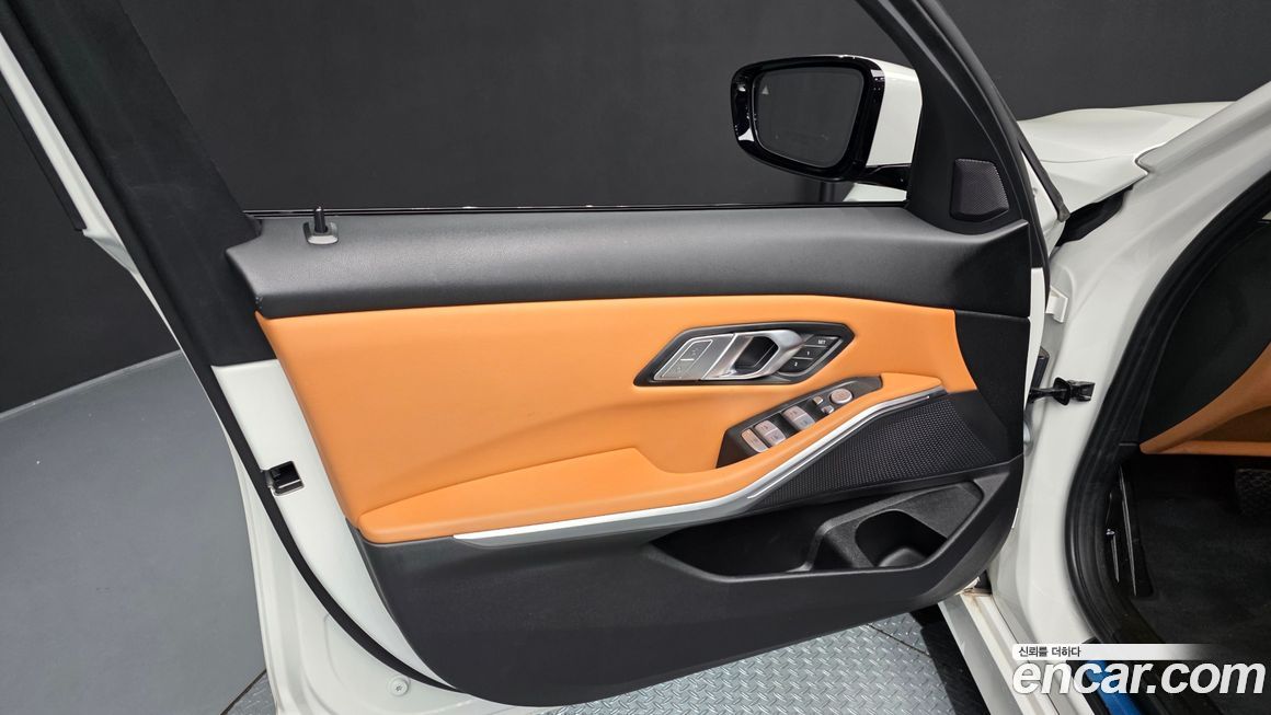 BMW 3-Series 2024